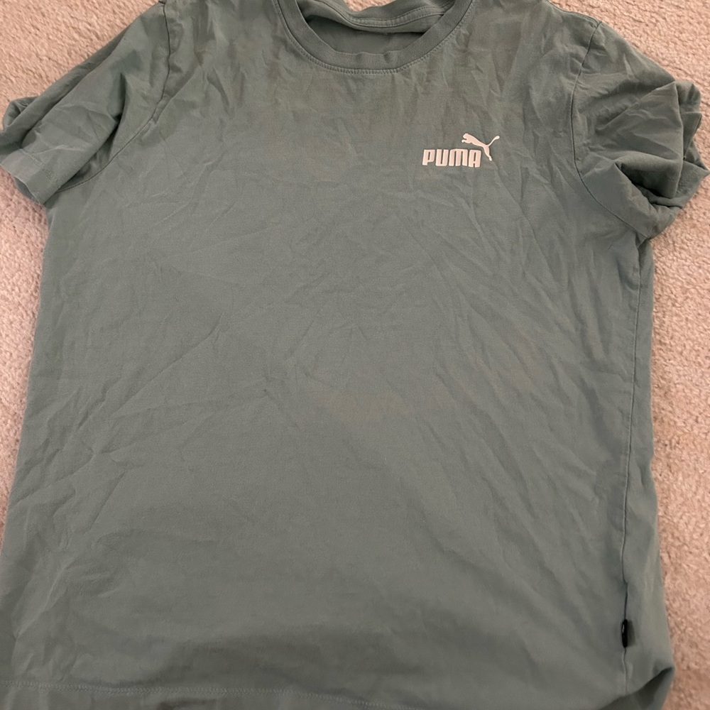 Men’s puma  Green Short Sleeve Tee Classic Crew Neck
